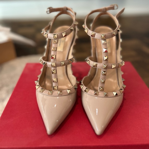 Valentino rock stud patent size 39 - Picture 3 of 12